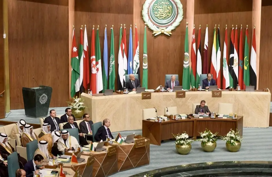 أوّل تعليق للجامعة العربية على التطورات بتونس وأحزاب تونسية تتحدث عن "لحظة تاريخية" عاشتها البلاد: خبر عاجل