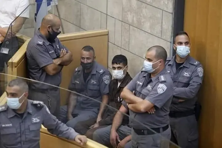 بعد التحقيقات.. إسرائيل تنشر تفاصيل مُختلفة عن هروب الأسرى الفلسطينيين من "جلبوع": نفق الحرية