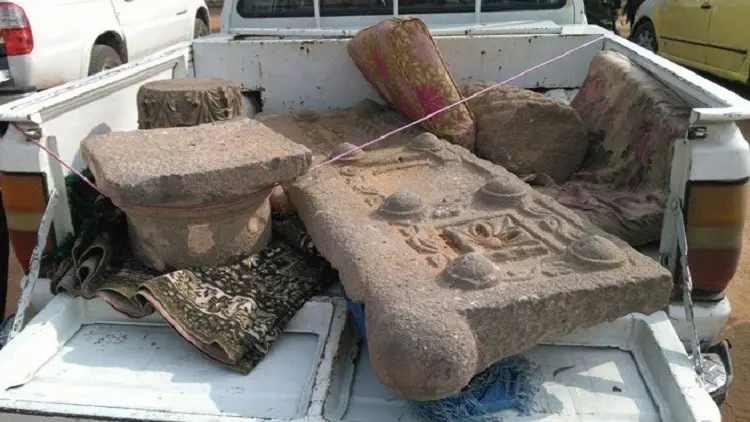 خلاف بين الميليشيات الشيعية والأمن العسكري بدرعا بسبب التنقيب عن الآثار!!: آثار