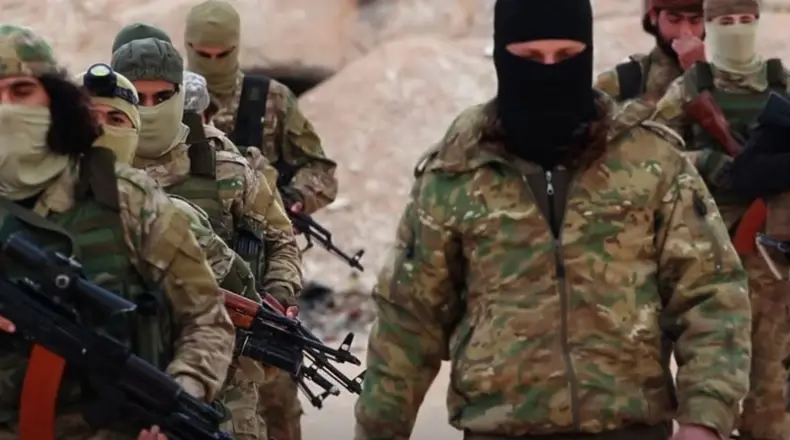 "العصائب الحمراء" تُهاجم بعملية انغماسية مواقعَ للأسد شمال حماة: عملية نوعية