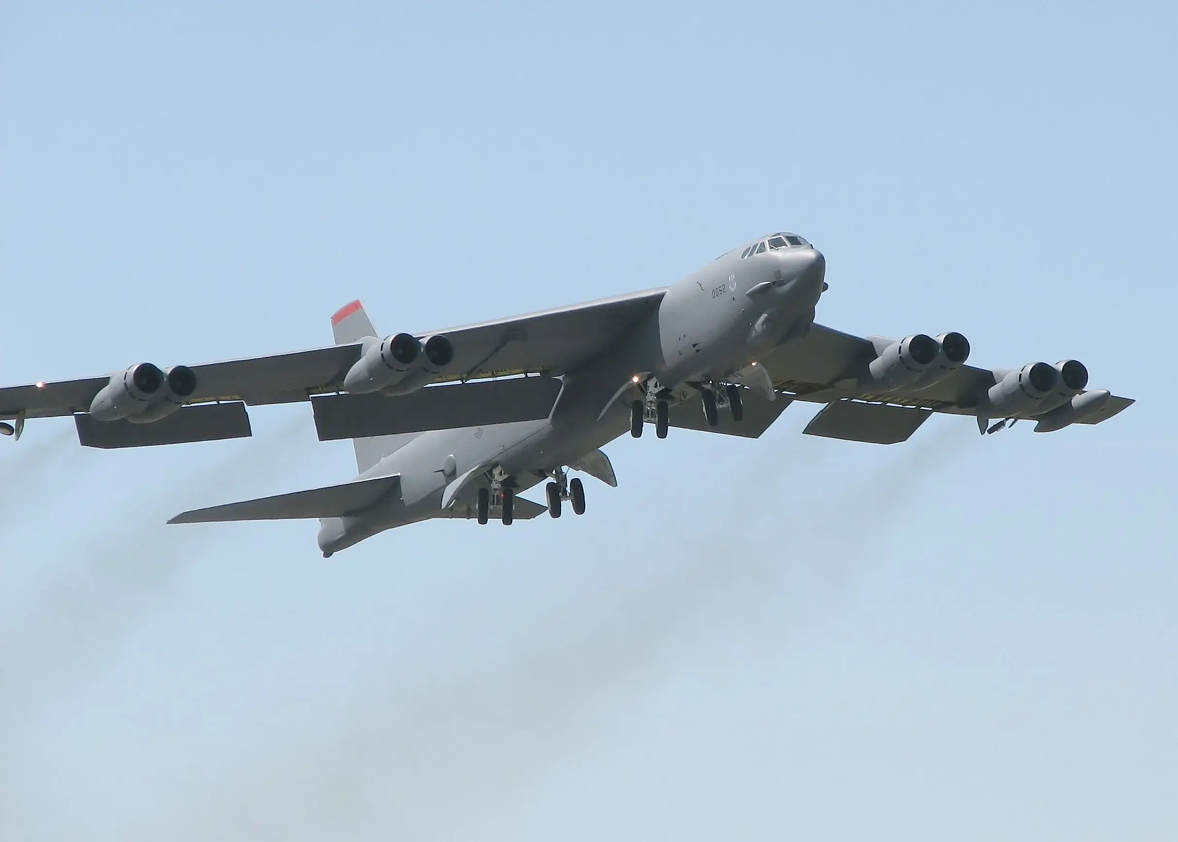 قاذفات B-52 أمريكية تتجه إلى الشرق الأوسط ووسائل إعلام إسرائيلية تكشف وجهتها: إسرائيل