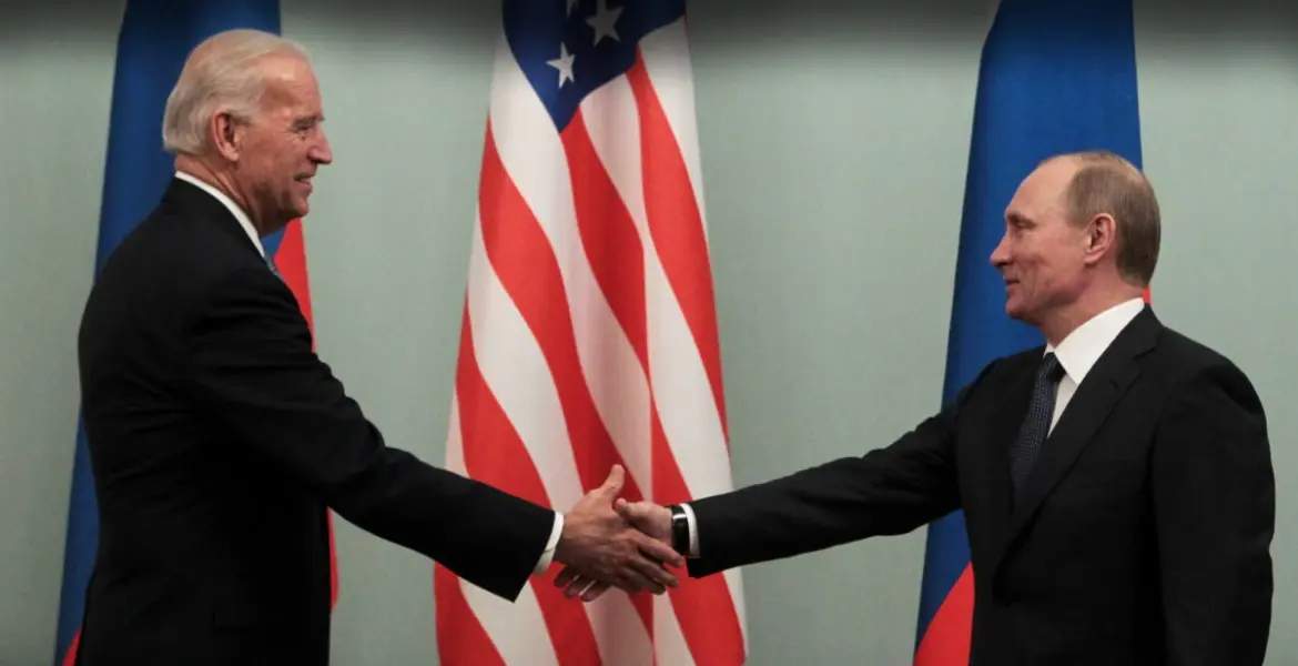 جو بايدن يتحدث عن لقائه القادم مع بوتين والخارجية الأمريكية ستناقش الملف مع الناتو: أمريكا