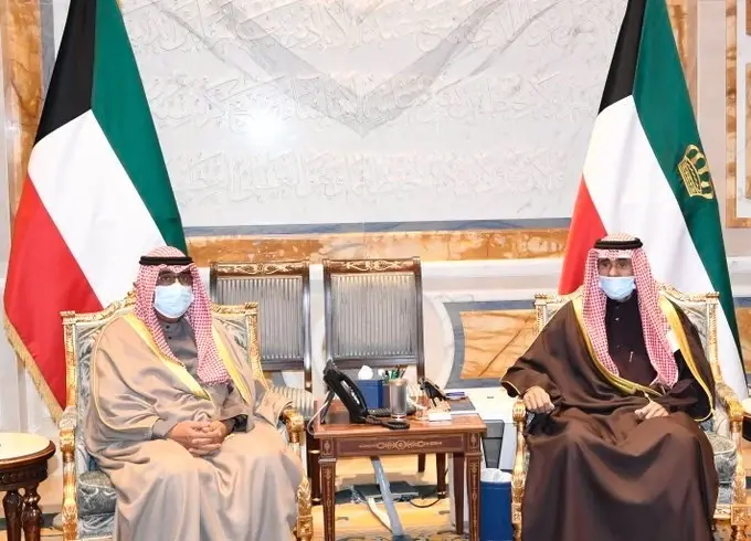 حكومة الكويت الجديدة تؤدي القسم وأمير البلاد يدعو السُلطات إلى تنفيذ أمر: خبر عاجل