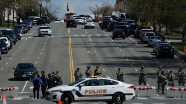 شخص يحمل قنبلة ويطالب بلقاء بايدن في الكونغرس والشرطة الأمريكية توضح التفاصيل: الكونغرس