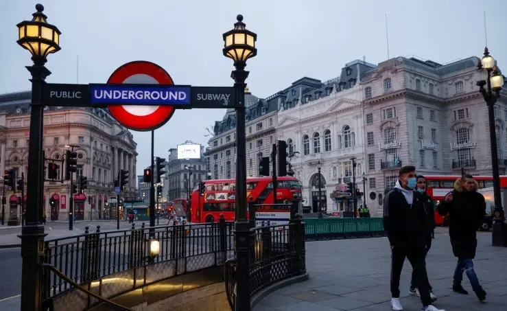 الاقتصاد البريطاني ينكمش بنسبة 2.9% على أساس شهري في يناير: خبراء اقتصاديون