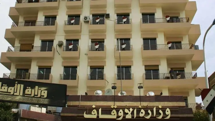 من المساجد والمدارس .. الأسد يحث السوريين على التقشف: وزارة الأوقاف
