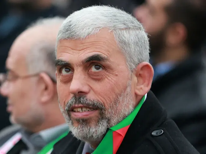 في أول إطلالة إعلامية على الهواء.. السنوار يتحدث عن قوة حماس ودولة عربية كانوا على تنسيقٍ تام معها خلال المعارك الأخيرة: رئيس حركة حماس