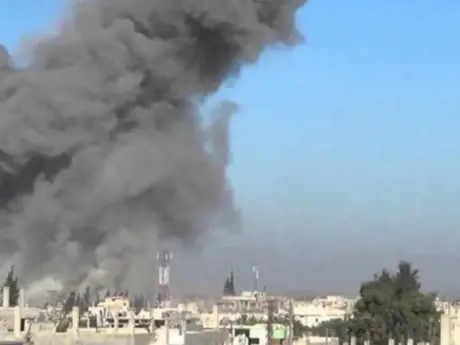 غارات لطائرات النظام على السخنة، وقوات النظام تقبض على عشرات الدواعش!!: غارات