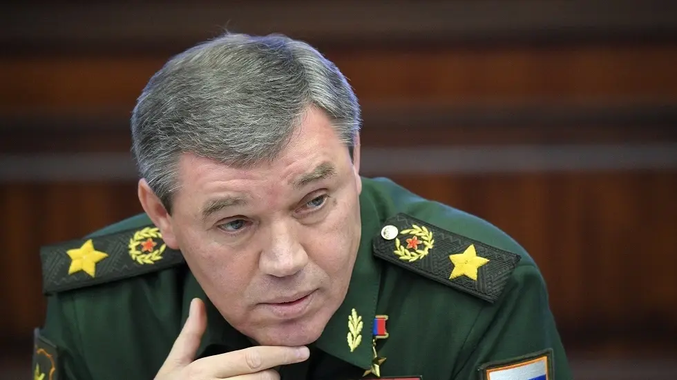 رئيس هيئة الأركان الروسية يكشف دوافع استخدام الأسلحة النووية الروسية: مؤتمر موسكو للأمن