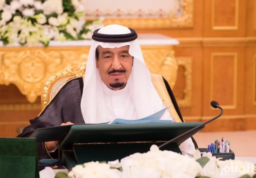 قرارات ملكية تُعيد هيكلة وزراء السعودية وتنشئ هيئات جديدة ,والجُبير خارجها: المملكة العربية السعودية