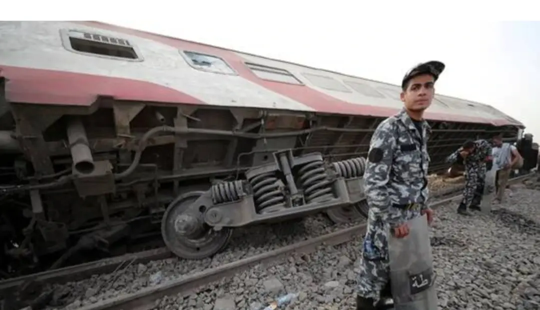بعد إعلان الصحة المصرية عن أعداد ضحايا قطار طوخ.. رئيس هيئة سكك الحديد يقدم استقالته: الصحة المصرية
