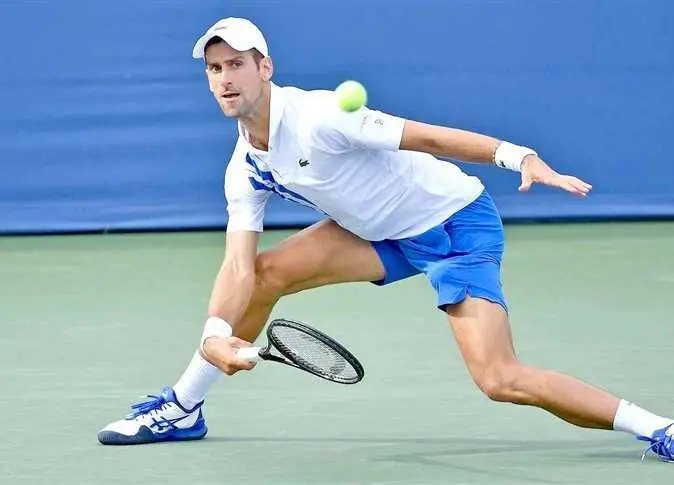 القضاء الأسترالي يقرر إطلاق سراح لاعب التنس الشهير دجوكوفيتش: خبر عاجل