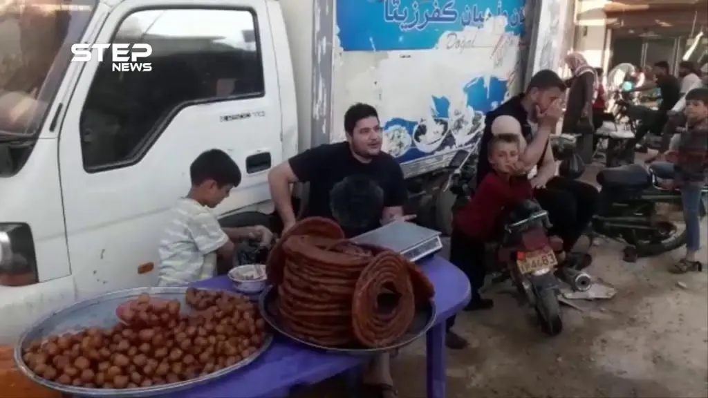 شاهد أجواء رمضان في بلدة أطمة شمال إدلب: سلايد رئيسي