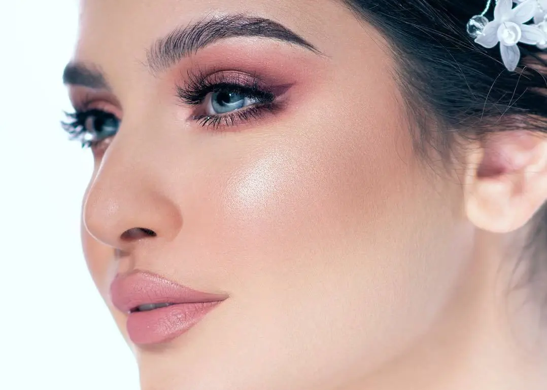 مكياج عروس ناعم بخطوات سهلة وبسيطة.. اصنعي إطلالة رائعة لكِ: زفاف