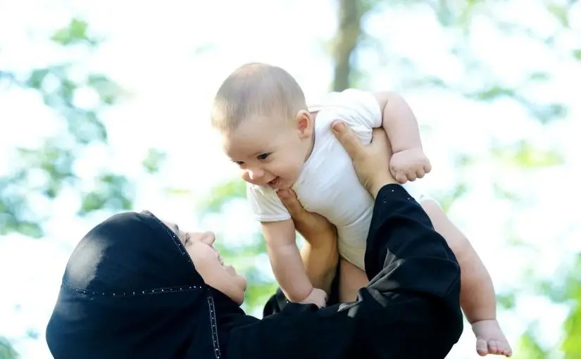 تفسير رؤية الأم في المنام لابن سيرين يختلف كثيراً إن كانت الأم متوفاة: تفسير رؤية الأم في المنام