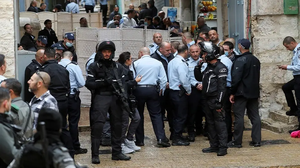 بعد عملية القدس.. سيناريوهات تستعد لها إسرائيل وقوات خاصة تقتحم مخيم الشعفاط (فيديو): منفذ عملية القدس