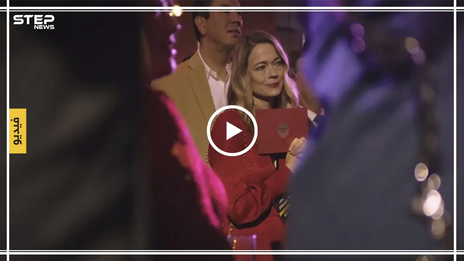 بالفيديو|| مدير أمريكي يكافئ موظفيه بـ10 ملايين دولار.. هكذا كانت ردة فعلهم: دولار