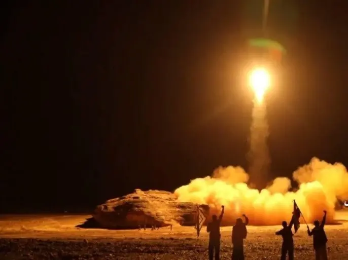 الحوثيون يتحدثون عن عملية بصاروخ باليستي و15 طائرة مفخخة استهدف مواقع حساسة بالسعودية: الحوثيون