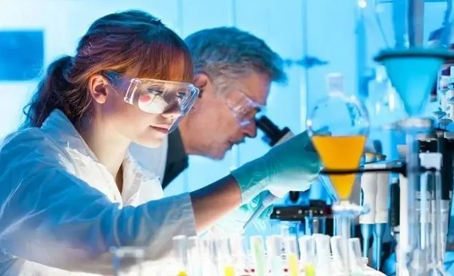 تخيّل أنك ستعيش 200 عامٍ، علماء بريطانيون اكتشفوا الطريقة: دراسة علمية جديدة