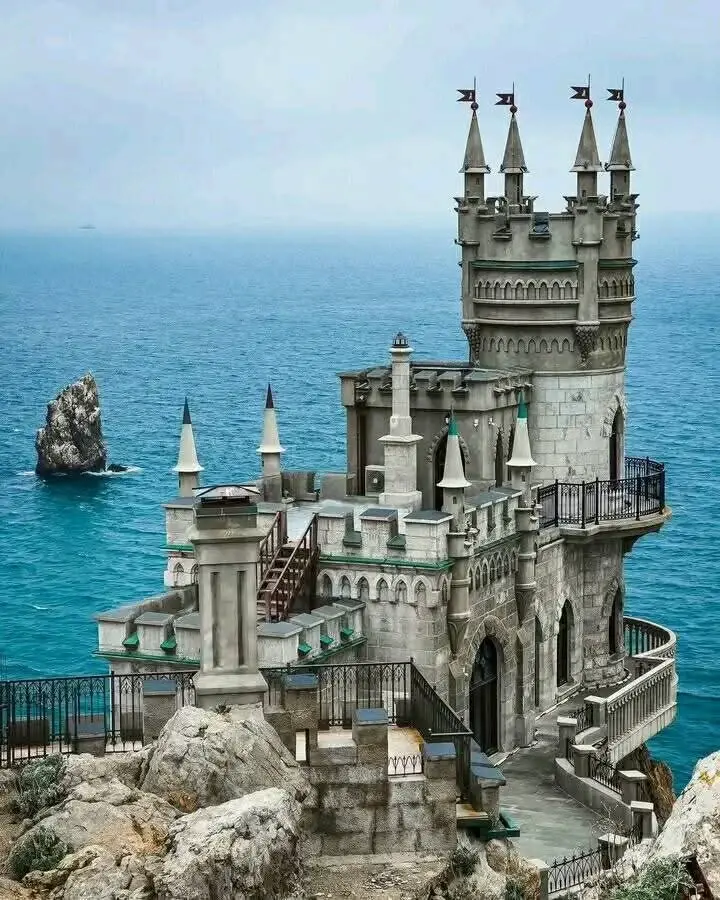 قلعة السنونو في جزيرة القرم - عدسة الجمهور - وكالة ستيب نيوز