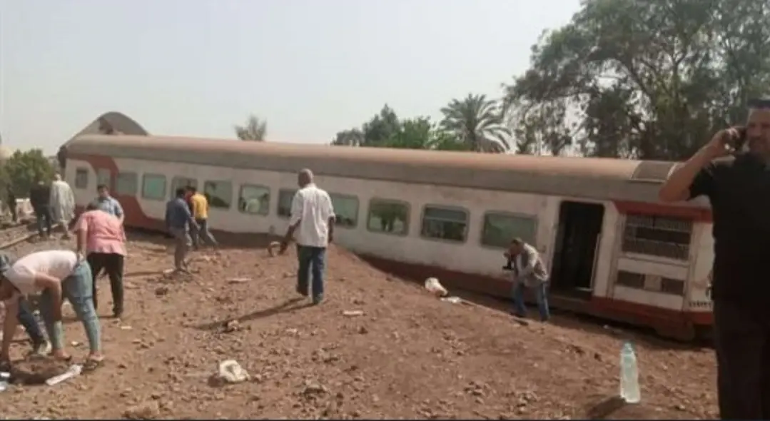 عقب إصابة 103 أشخاص.. أول تعليق من وزير النقل المصري على حادث قطار طوخ: المنصورة
