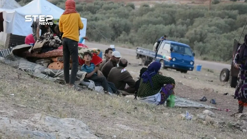 استمرار نزوح مئات العائلات في ظل الهجمة التي يشنها نظام الأسد وحليفته روسيا على ريفي إدلب وحماة: التقارير المصورة