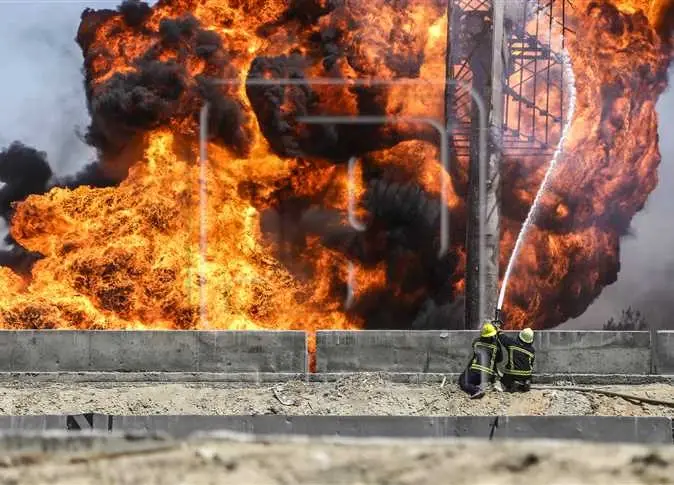 وسط تضاربٍ للأنباء... انفجار ضخم يضرب خط نقل غاز جنوب غرب إيران يخلّف قتلى وجرحى: انفجار ضخم