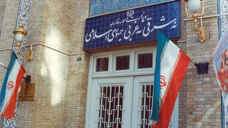 إسرائيل تتسبب بتصعيد كبير بين بريطانيا وإيران واتخاذهما خطواتٍ متبادلة: خبر عاجل