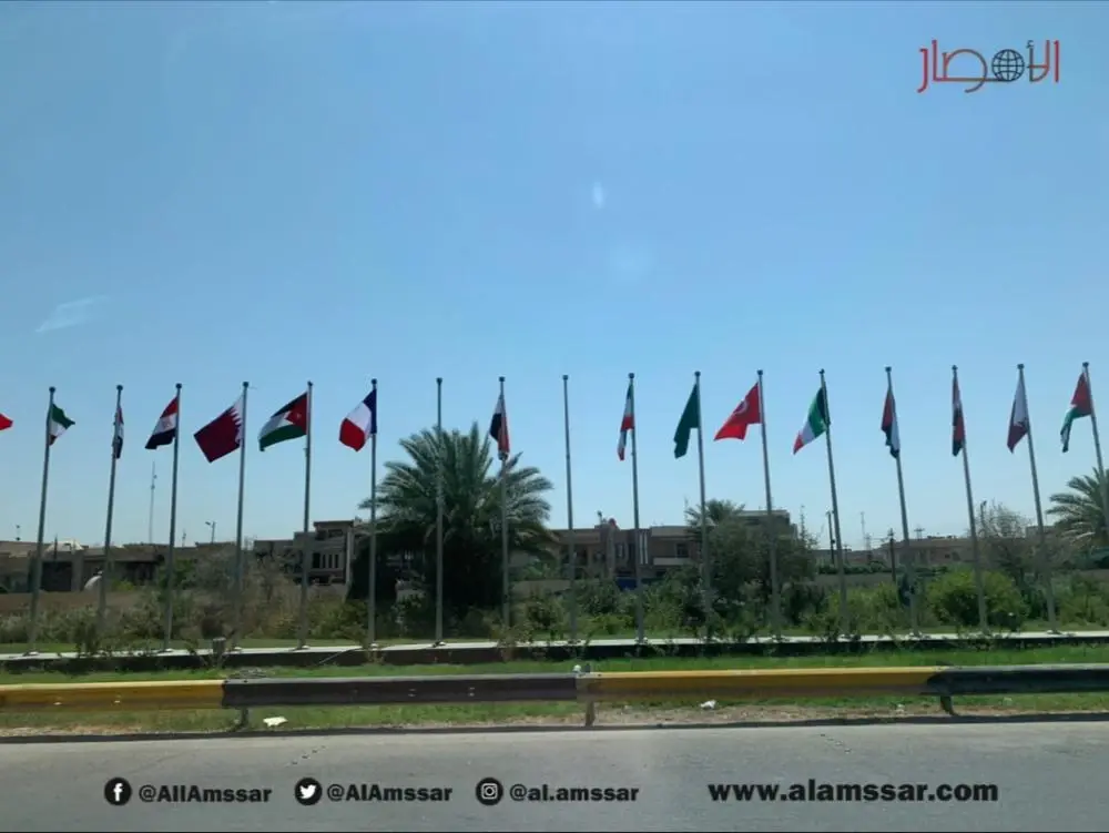 قادة ووفود الدول المدعوة للمشاركة في مؤتمر قمة بغداد تصل تباعاً إلى العراق: خبر عاجل
