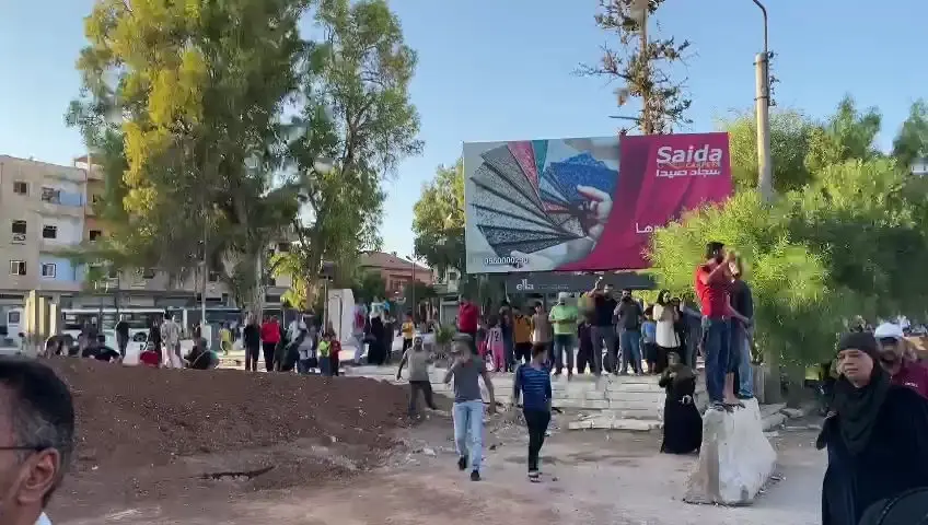 اتفاق جديد بين أهالي درعا والنظام السوري برعاية روسية وأولى قوافل التهجير تنطلق للشمال السوري (فيديو): حسام لوقا