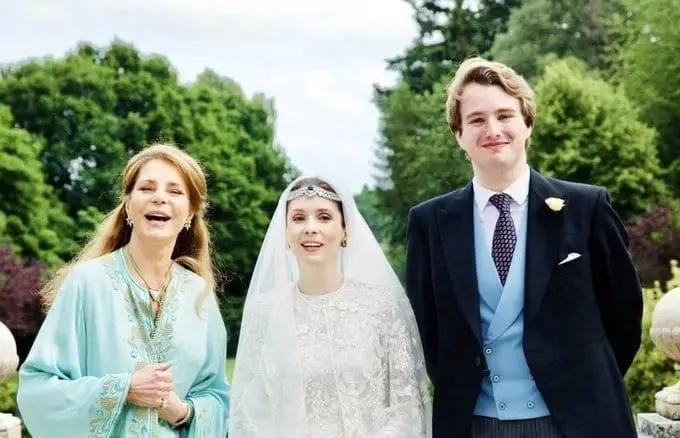 مثيرةً للجدل.. الأميرة راية بنت الحسين شقيقة ملك الأردن تتزوج أصغر منها بـ 8 سنوات: الأميرة نور